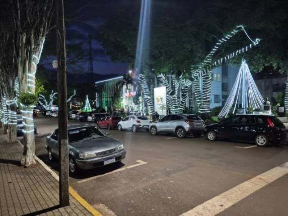 Com uma agenda repleta de cultura, música, solidariedade e atrações para todas as idades, o município prepara um grande espetáculo natalino que promete envolver toda a comunidade.