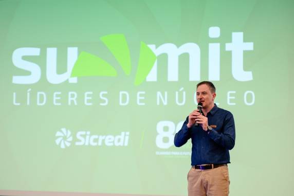 Encontro marcou a formação dos novos líderes de núcleo, reforçando o compromisso da Sicredi Confiança com a educação cooperativa, a governança participativa e a preparação para os desafios futuros.