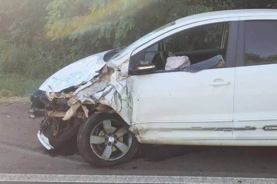 Caso aconteceu por volta das 6h deste sábado, no km 160 da rodovia, próximo ao trevo de acesso ao município