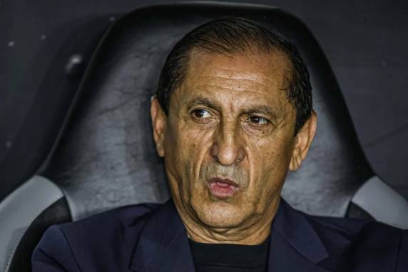 Emiliano Díaz também foi desligado do cargo de auxiliar