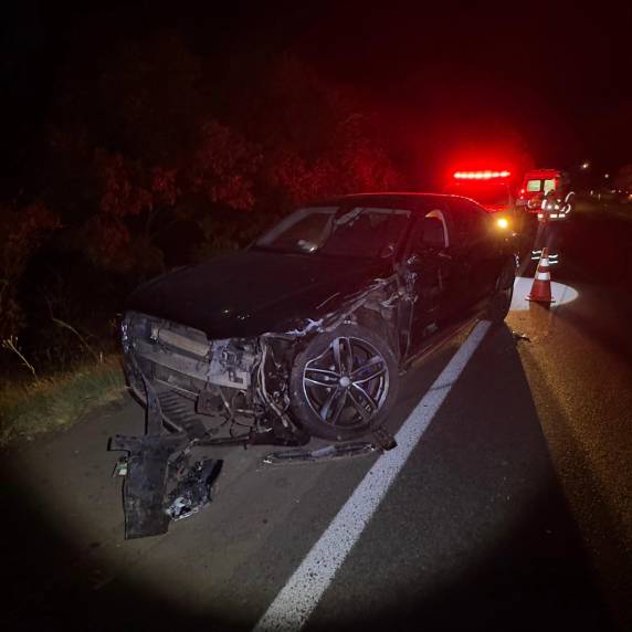 Vítimas foram socorridas em estado estável e trânsito ficou parcialmente bloqueado