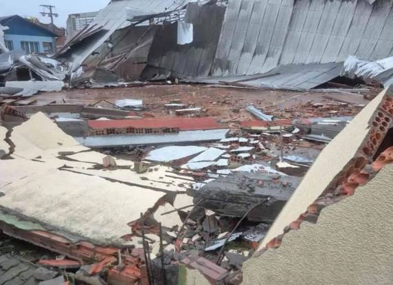 Temporal atinge comunidades rurais e áreas urbanas com danos severos