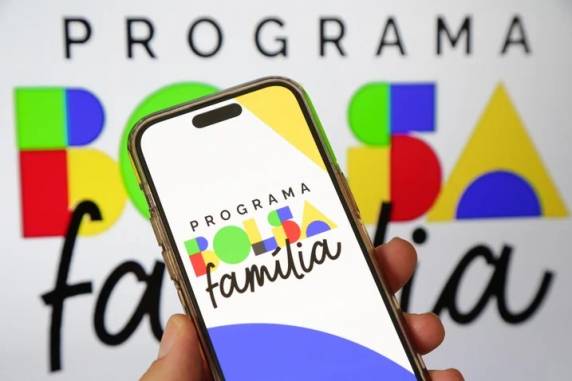 Benefício, que será antecipado neste mês, é distribuído de maneira escalonada, conforme o dígito final do Número de Identificação Social (NIS)