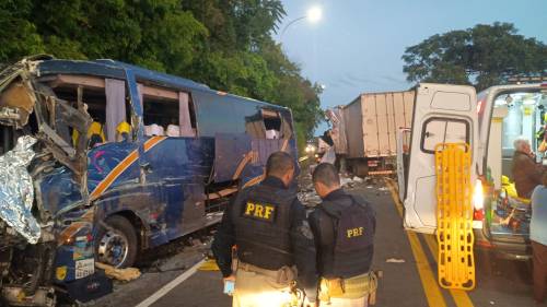 Acidente ocorreu no início da manhã e deixou vários feridos em São José do Herval
