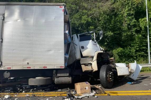 Vinte feridos foram encaminhados para atendimento médico em Soledade e Lajeado. O motorista do ônibus faleceu no local