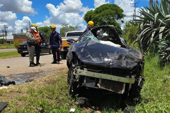 Vítima chegou a ser socorrida e encaminhada ao Hospital São Vicente de Paulo, mas não resistiu aos ferimentos