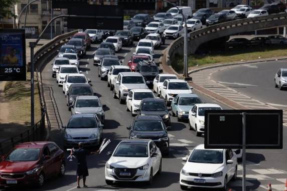 Programa oferece abatimentos em multas e juros para débitos antigos