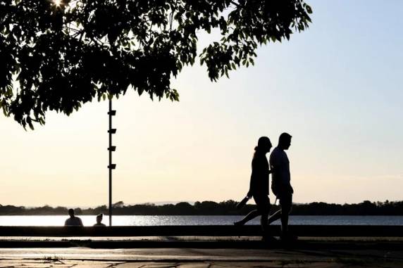 Amplitude térmica será um destaque até o fim da semana, à medida que as mínimas se mantêm baixas e as máximas aumentam de forma expressiva