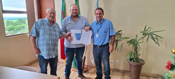 Parceria entre Governo do Estado e Prefeitura beneficia inicialmente 45 famílias e prevê atendimento a 154 agricultores familiares