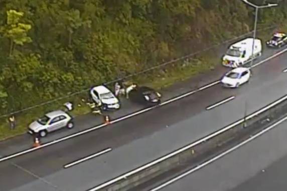 Motorista que provocou acidente se recusou a fazer o teste do bafômetro, mas foi autuado