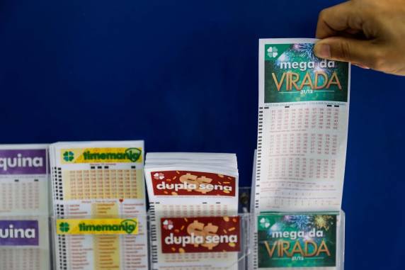 Montante foi o maior da história do sorteio. Cada vencedor levará R$ 181.892.881,09