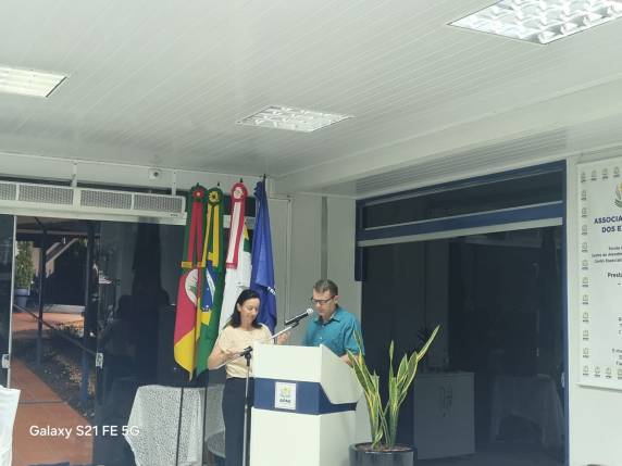 Cerimônia de posse da nova diretoria ocorreu na noite desta sexta-feira (9), reunindo autoridades, convidados e imprensa