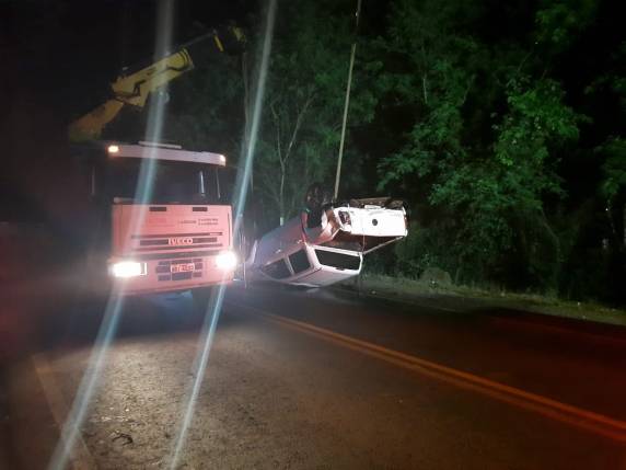 Bombeiros localizaram o veículo na tarde desta sexta-feira