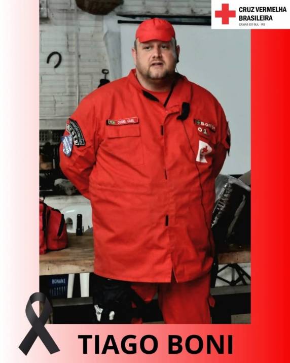 De acordo com o Corpo de Bombeiros Voluntários do município, colisão entre veículo Fox e uma caminhonete Frontier teve duas mortes