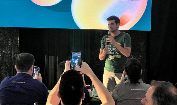 Com entrada gratuita para pedestres, feira celebra 60 anos com novidades na infraestrutura, novos espaços temáticos e programação especial voltada ao agronegócio, à economia e à valorização do Berço Nacional da Soja.