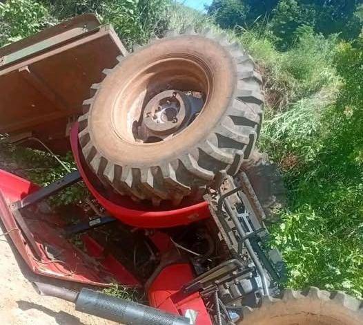 Acidente ocorreu durante serviço de roçada; operador sofreu apenas ferimentos leves