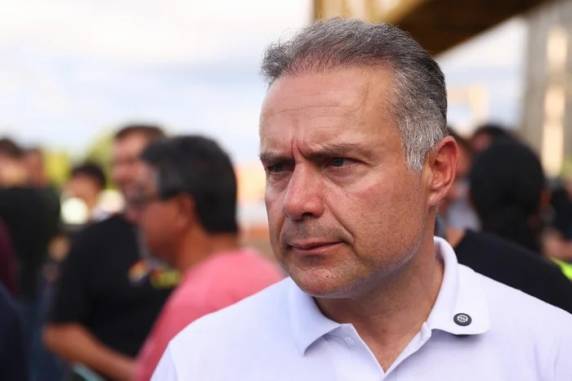 Durante vistoria de obras em Canoas, Renan Filho salientou que governo faz recomendação, não imposição, a Estados