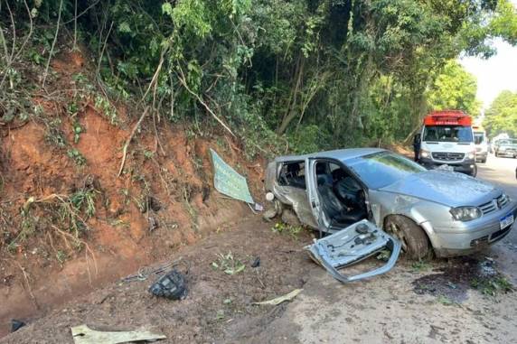 Acidente foi na manhã desta sexta-feira no km 150 da rodovia estadual
