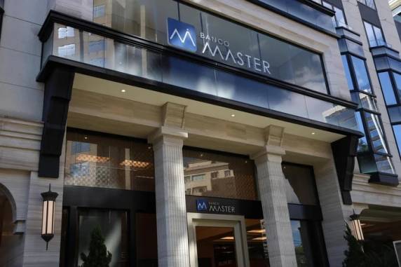 O texto, de autoria do deputado Carlos Jordy (PL-RJ), tem o apoio de 238 deputados e 42 senadores