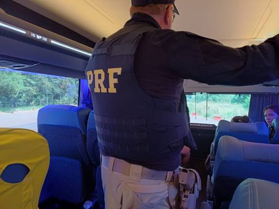 A Polícia Rodoviária Federal iniciou na manhã desta sexta-feira a Operação Carnaval.