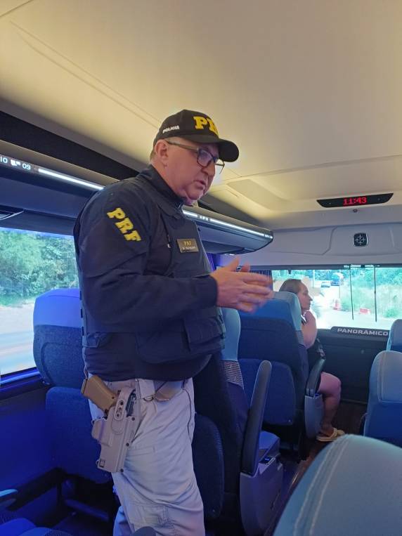 A Polícia Rodoviária Federal iniciou na manhã desta sexta-feira a Operação Carnaval.