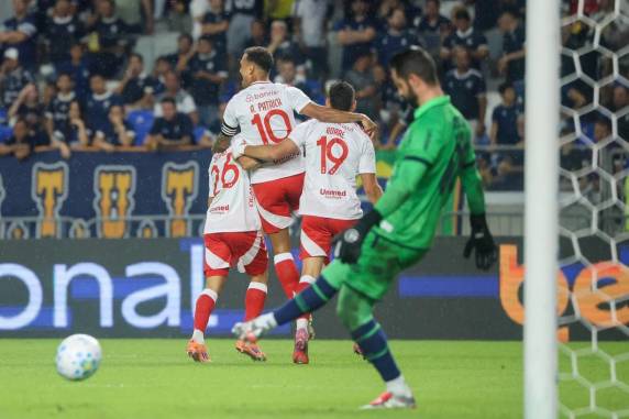 Colorado abriu o placar com Alan Patrick, mas Picco deixou tudo igual