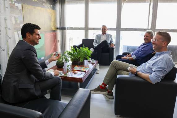 Lideranças políticas e empresariais confirmam apoio à Fenasoja 2026