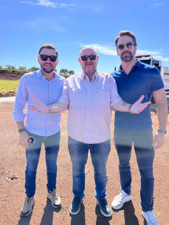 Presença inédita do governador e do vice reforça a importância do Noroeste gaúcho e marca entregas estratégicas para o desenvolvimento regional, com destaque para a ExpoAgro Cotricampo e a inauguração da ponte na ERS-518, em Campo Novo.