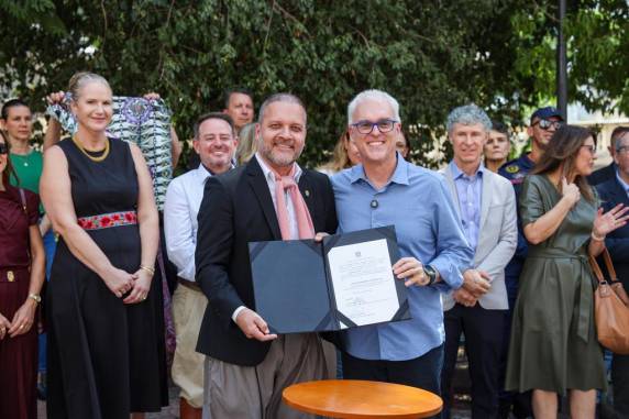 Parceria firmada em Porto Alegre cria o projeto ''Entre Laços'', que levará ações de prevenção, conscientização e enfrentamento à violência contra a mulher para mais de 1,7 mil CTGs do Rio Grande do Sul.