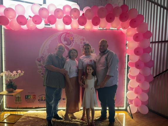 Cerca de 600 mulheres participaram de momento de celebração, integração e valorização feminina no município