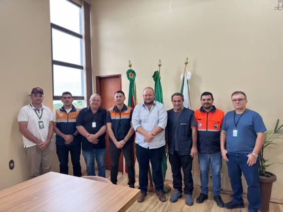 Reunião com autoridades municipais e Defesa Civil debate impactos no campo e medidas para amenizar prejuízos