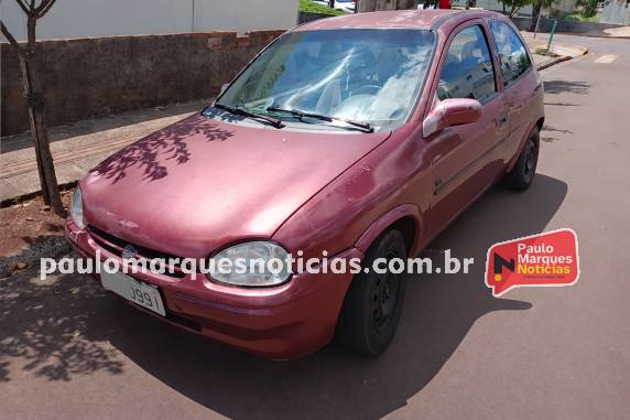 Colisão ocorreu no cruzamento das ruas Casemiro Korchewicz e Santo Ângelo na manhã desta quinta-feira (19)