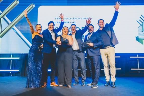 Conquistas foram comemoradas com todos os colaboradores e refletem trabalho em conjunto com o cooperado