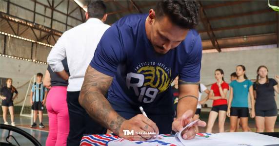 A integração entre esporte e educação é um dos pilares da iniciativa