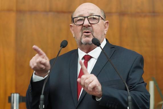 Mudança partidária busca alinhamento com projeto mais municipalista e voltado às demandas da população