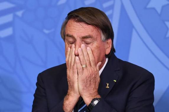 Declaração do ex-deputado ocorreu durante uma conferência nos Estados Unidos e pode significar descumprimento de regras da prisão domiciliar