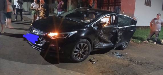 Colisão foi registrada na noite de sábado; ainda, duas situações de som alto mobilizaram a Brigada Militar entre sábado e domingo