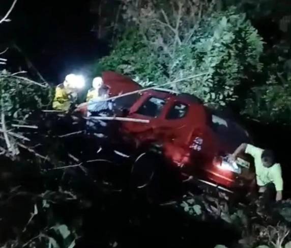 Bombeiros Voluntários e Brigada Militar atenderam a ocorrência; condutora passa bem