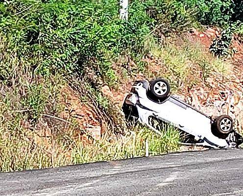 Saída de pista ocorreu na localidade de Bela Vista, próximo ao campo do Grêmio Colonial