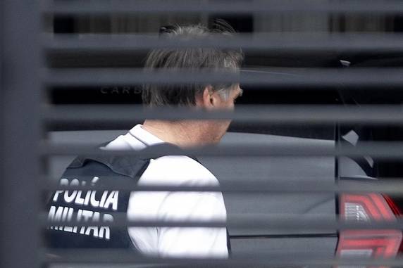 Com redução de pena, progressão de regime e e remição, ex-presidente ficaria cerca de dois anos e quatro meses em regime fechado