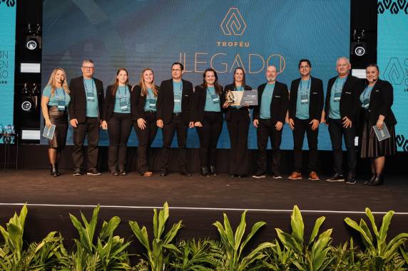 Evento reuniu cerca de 250 colaboradores do Rio Grande do Sul e Santa Catarina em uma programação voltada ao fortalecimento da cultura cooperativista, integração das equipes e reconhecimento de práticas que contribuem para o crescimento e inovação do Sicoob Credial.